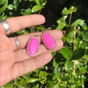 Kendra Scott Jewelry - Kendra Scott Magenta Dani Earrings Kendra Scott Jewelry - Kendra Scott Magenta Dani Earrings